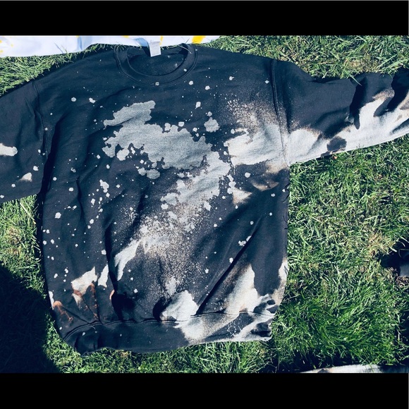 Men’s Large Bleach Dyed Crewneck never worn - Picture 2 of 4